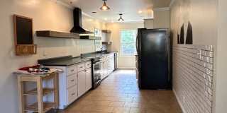NEW LISTING In Desirable N. Richland Neighborhood; Walking Distance to Columbia River/Walking Path Gallery 10