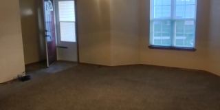 3 Bedroom, 2 bath duplex. Gallery 3