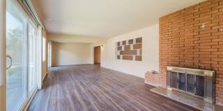 1443 E Gladwick Gallery 11