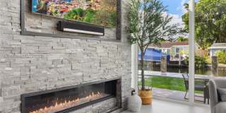 2217 NE 17th Ter Gallery 32