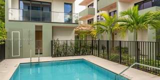 721 SW 11th Street Gallery 25