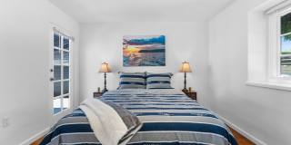 Charming 2 Bed 1 bath "fully furnished monthly rental" in La Jolla Village. Gallery 36