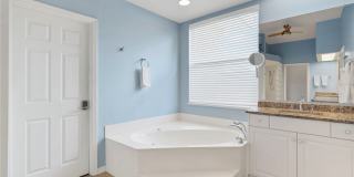 1811 SE 37th Terrace Gallery 12