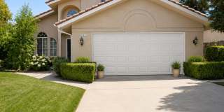 Convenient & Modern 3-BR/2.5-BA Home in Northwest Fresno Gallery 1