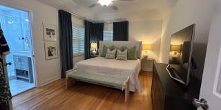 Great Location! Completely Renovated! Huge Backyard! Pets welcome, fees apply. Gallery 16