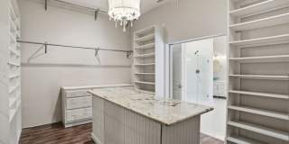202 HELENA ST Gallery 17