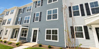 Modern Blacksburg Townhome with Garage, Balcony, Internet & Water Included with the Rent Gallery 1