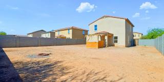 1748 N LOGAN Lane Gallery 33
