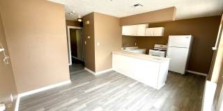 AVAILABLE NOW! 2 Bedroom / 1 Bath Duplex Near Brooks City Base! Gallery 4