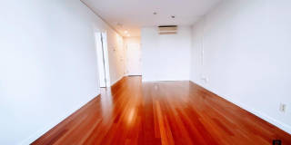 225 E 58th Street Gallery 7
