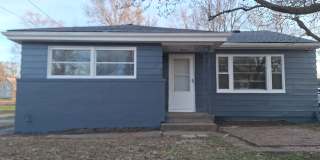 2704 West Garden Street Gallery 1