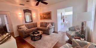 FULLY FURNISHED 2/2 OLD NE BUNGALOW - lease term through March 2027 Gallery 17