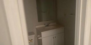 937 W Chatham Gallery 4