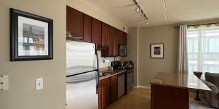 1250 S Indiana Avenue Gallery 6