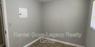 1738 Wright Avenue Gallery 9