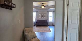 Fully Furnished 4BR Home with Fenced Yard & 2-Car Garage in Stoneburrow Gallery 4