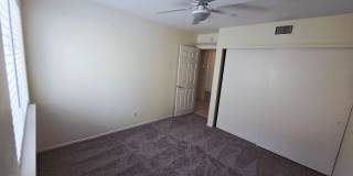 Single Story Home w/Pool in The Lakes! Gallery 36