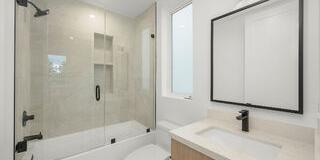 5248 Auckland Avenue Gallery 9