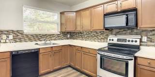 Charming Three bedroom one bath with huge backyard Gallery 23