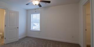 83 Ivy Loop Gallery 25