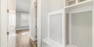 4072 Biltmore Avenue Gallery 25
