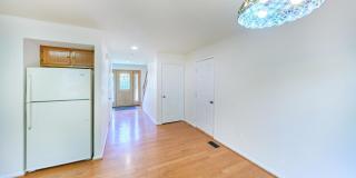 8508 SILVERDALE Road Gallery 20