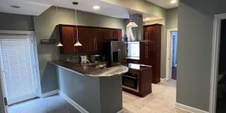 901 South Front Street Gallery 3