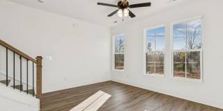 5006 Grayton Alley Gallery 20