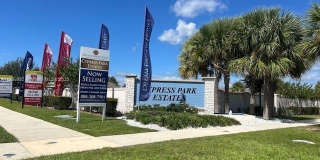 271 Bottle Brush DR Gallery 1