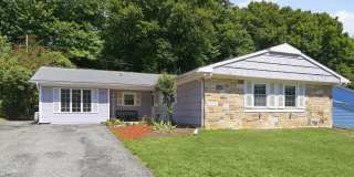 12823 Holiday Lane Gallery 1