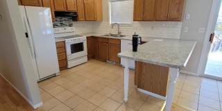 Peaceful cul‑de‑sac living! Beautiful 4 bedroom-2 bathroom home for rent! Gallery 6
