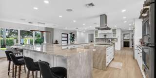 937 SW 34th Court Gallery 7