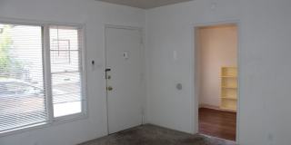 4225 V Street Unit 2 Gallery 9