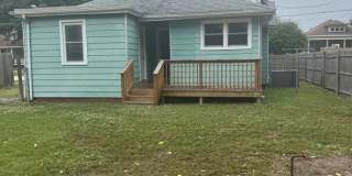 Remodeled 3 bedroom 1 bath home Gallery 3