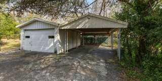 Charming 2 Bedroom Home Just Blocks from USC Campus with Great Parking & Move-In Ready Appeal Gallery 5