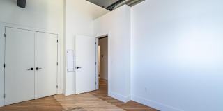 438 Penn Ave Gallery 27