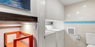 208 W Saturn Ln Gallery 31