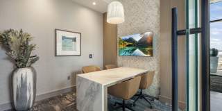 Hanover Republic Square Gallery 8