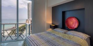 6515 Collins Ave Gallery 13