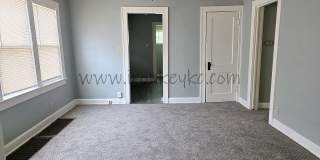 2120 East 68th Terrace Gallery 4