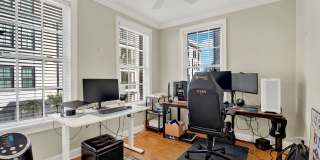 407 East Hull Street Gallery 29