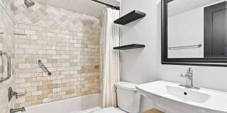 2480 SE Garden Terrace Gallery 11