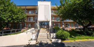 Walnut Terrace Gallery 6