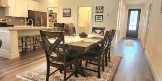 On the hunt for a beautiful, open floor plan home to rent close to downtown? Gallery 4