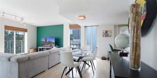 7600 Collins Avenue Gallery 9