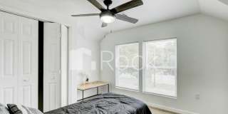 4 Bedroom Home with 2.5 Bathrooms on a Corner Lot near Plaza District 4 Bedroom Home with 2.5 Bathrooms on a Corner Lot near Plaza District Gallery 30