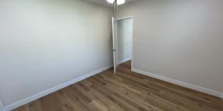 385 Gallery 10
