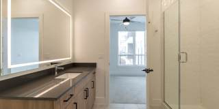 Lyle Apartments Gallery 64