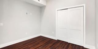 1527-29 RIDGE AVE #5C Gallery 19