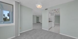 660 ISLAND Way Gallery 28